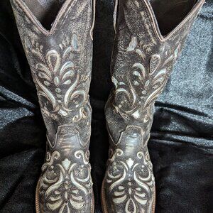 ROPER WOMEN'S DISTRESSED SCROLL UNDERLAY WESTERN BOOTS